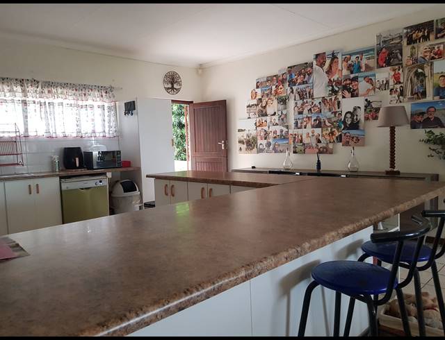 4 BEDROOM FREESTANDING FOR SALE IN WOODGRANGE